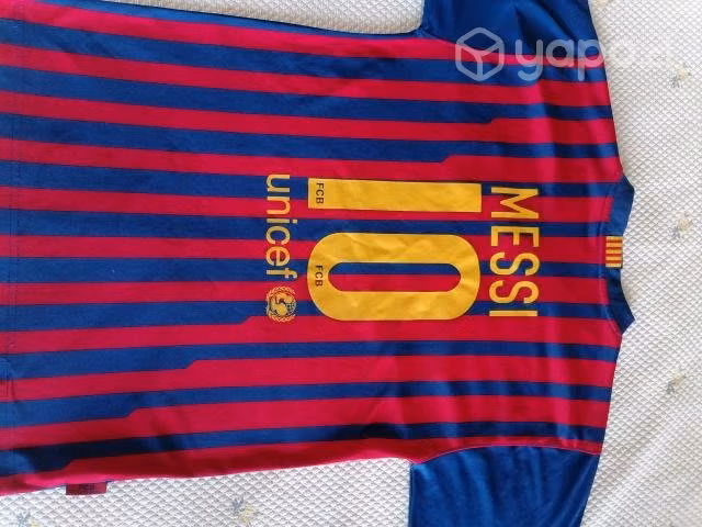 Polera FBC Barcelona talla 12