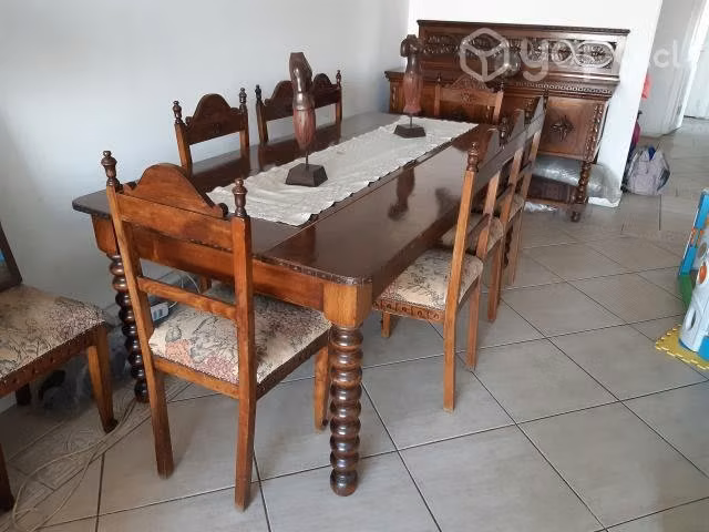 Comedor 10 sillas más Bife