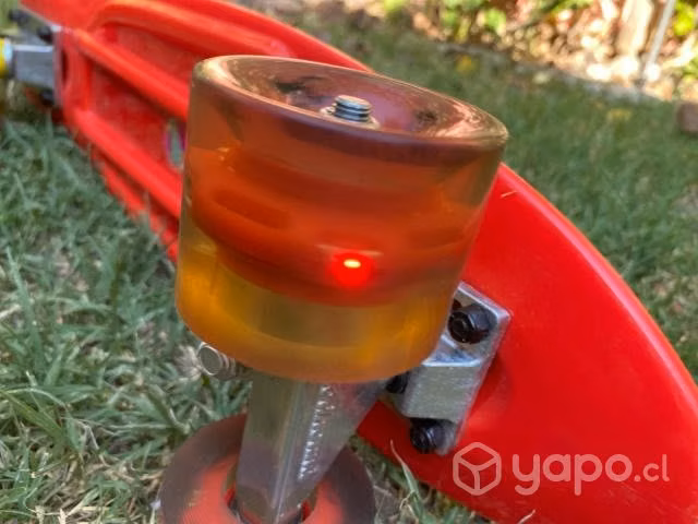 Skate Penny Cruiser BloodHound Rosa + Ruedas LED