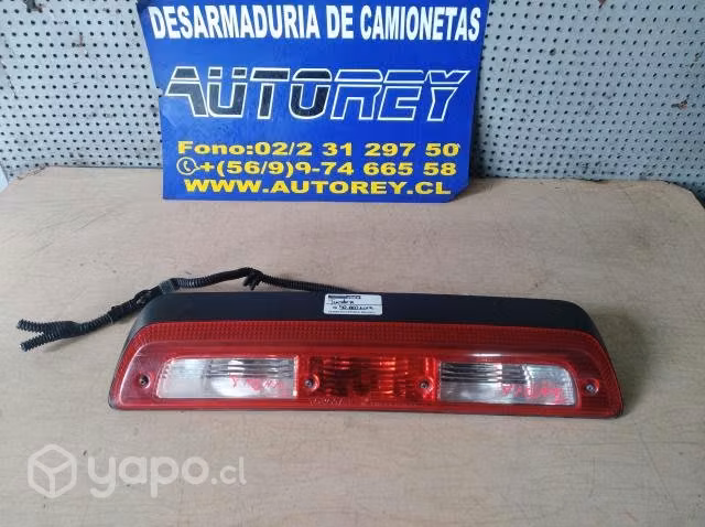 Tercera luz freno Toyota Tundra 2011