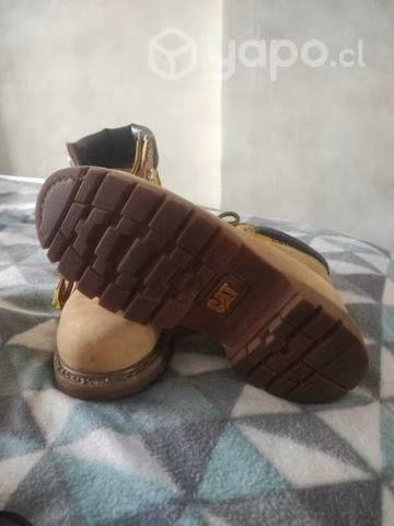 Bototos Caterpillar originales