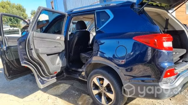 Ssangyong rexton 4x4 2019 diseel
