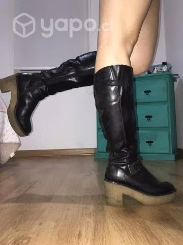 Botas de cuero negras 16 horas