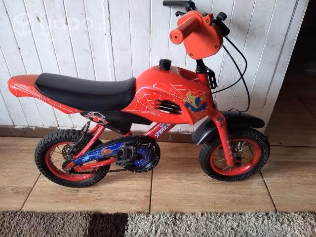 Bicimoto de Niño marca lahsen