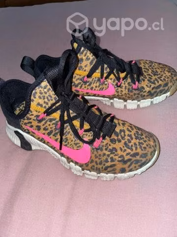 Nike free Metcon 3 negro/ rosa/leopardo
