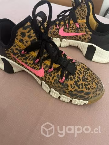 Nike free Metcon 3 negro/ rosa/leopardo