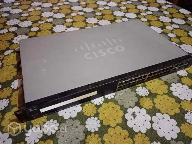 Switch Cisco SF300 24P - Imagen 3