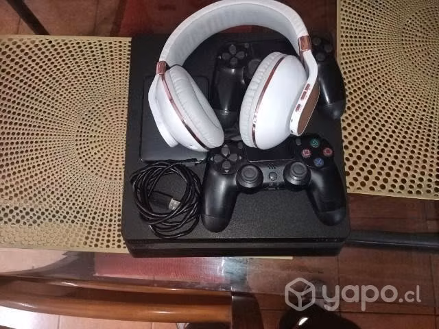 Play 4 - Imagen 2
