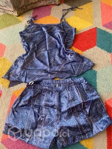 Pijama satin de mujer talla S. Nuevo