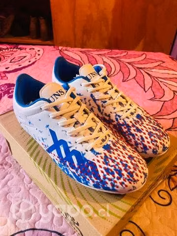 Zapatos de fútbol
