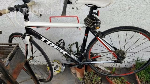 Bicicleta rutera trek one series 1.2