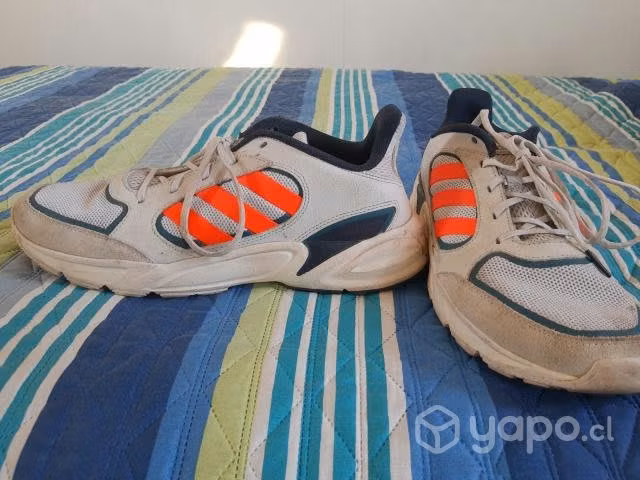 Zapatilla Adidas