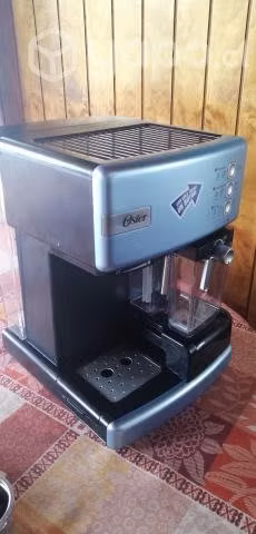 Cafetera primalatte oster