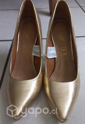 Zapato dorado Marquis talla 36