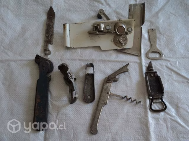 8 Antiguos Destapadores, Botellas y Latas Conserva