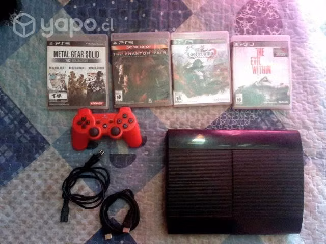 PlayStation 3 500GB + 4 JUEGOS + BOLSO