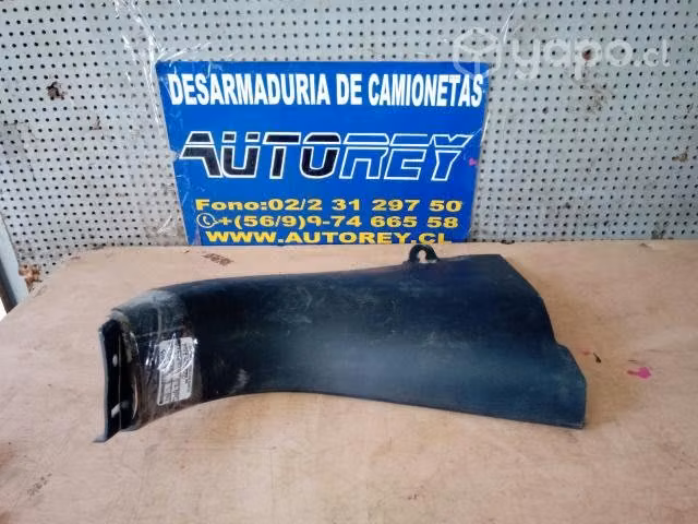 Tapiz cubre pilar del inferior derecho TY Tundra