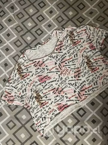 Polera talla s da para una M