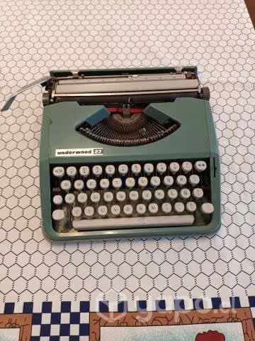 máquina escribir antigua