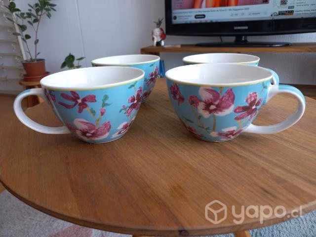 Juego de tazas