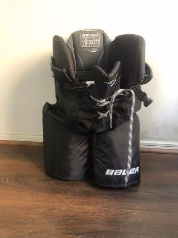 Proteccion de piernas Bauer profesionales
