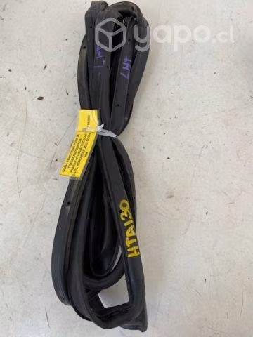 Goma contorno puerta trasera izquierda (HTA130) Hy
