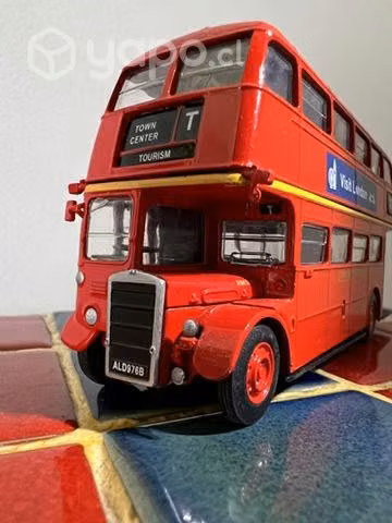 Colección autobuses del mundo (Londrés)