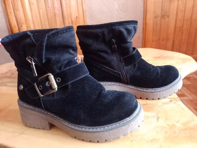 Zapatos negro y cafe