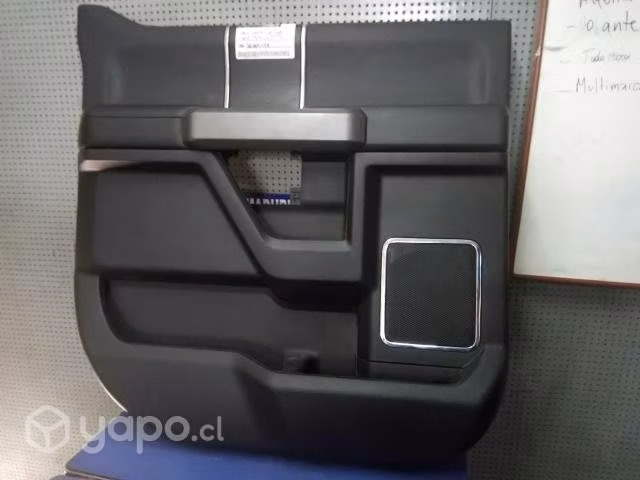 Tapiz puerta trasera derecha Ford F150 2019 Platin