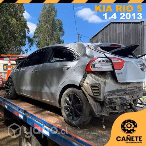 Frontal Kia Rio 5 1.4 2013
