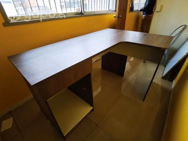 Escritorio para oficina - Imagen 2