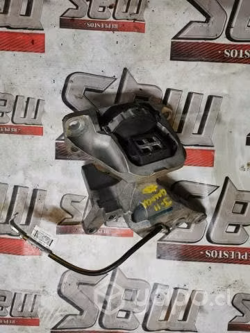 Soporte de motor nissan qashqai 2020 B