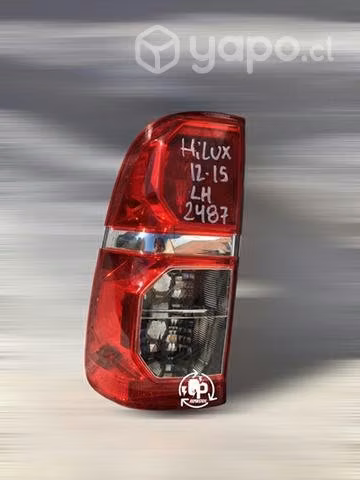 Foco trasero Lh Toyota Hilux 2012 2015