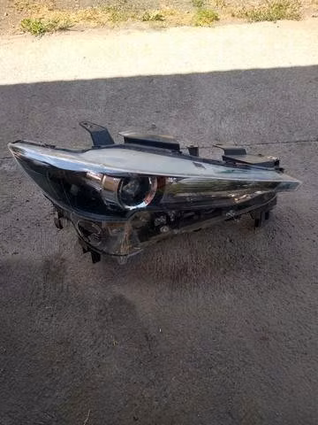 Optico rh Mazda New All CX5 17/21 original - Imagen 3