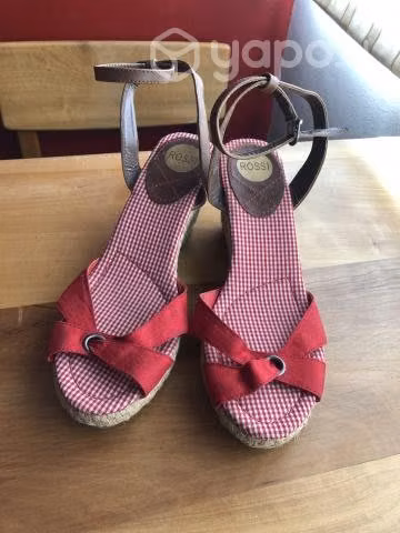 Sandalias tejidas yute