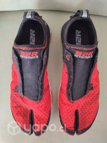 Zapatillas de agua nuevas talla 41