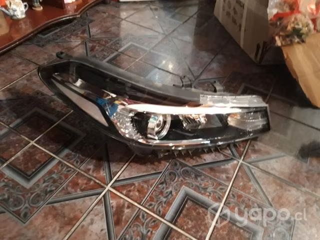 Optico led kia cerato 2018