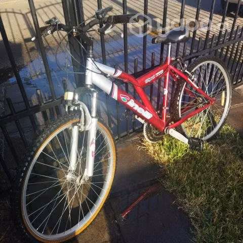 Bicicleta marca Cinelli, aro 26 - Imagen 6