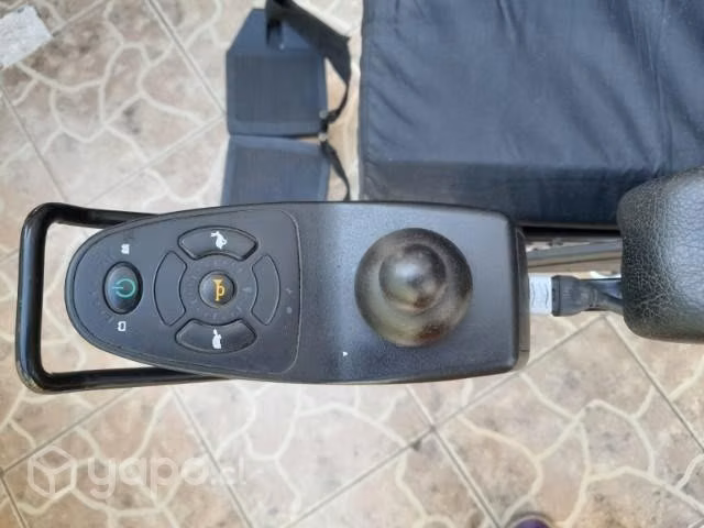 Silla de ruedas eléctrica con batería - Imagen 4