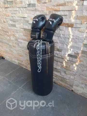 SACO DE BOX + GUANTES 12 Oz
