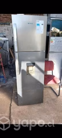 Refri winia 250 litros nuevo de exhibicion de tien
