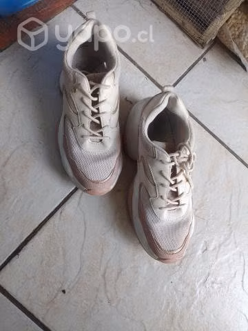 Zapatillas rosadas con plataforma - Imagen 3