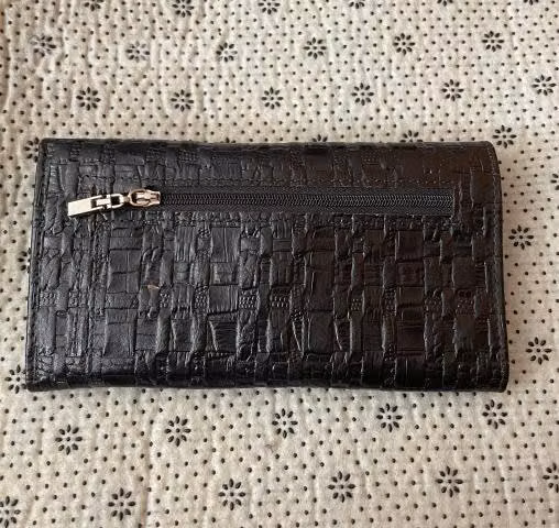 Billetera negra