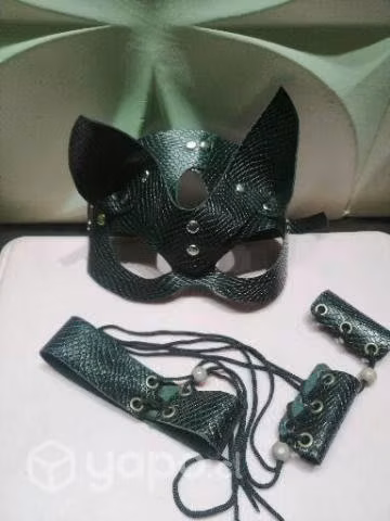 Antifaz de Gatubela, + collar y corsé de pelo