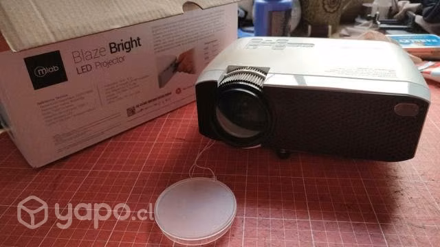 Proyector microlab