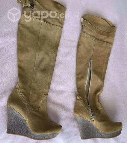 Botas marca exótica camel bucaneras talla 38