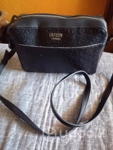 Cartera guess
