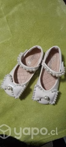 Zapatos niña N 24