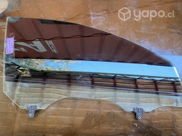 Vidrio original puerta delantera derecha Kia Sport