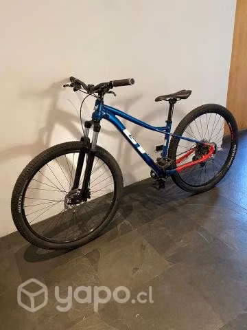 GT Avalanche Comp 2020 Talla SM (Incluye pedales)